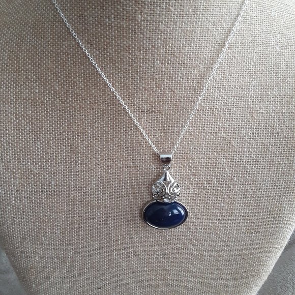 Natural blue sandstone Pendant in Silver Setting w 18" Silverplate Chain - Picture 2 of 8